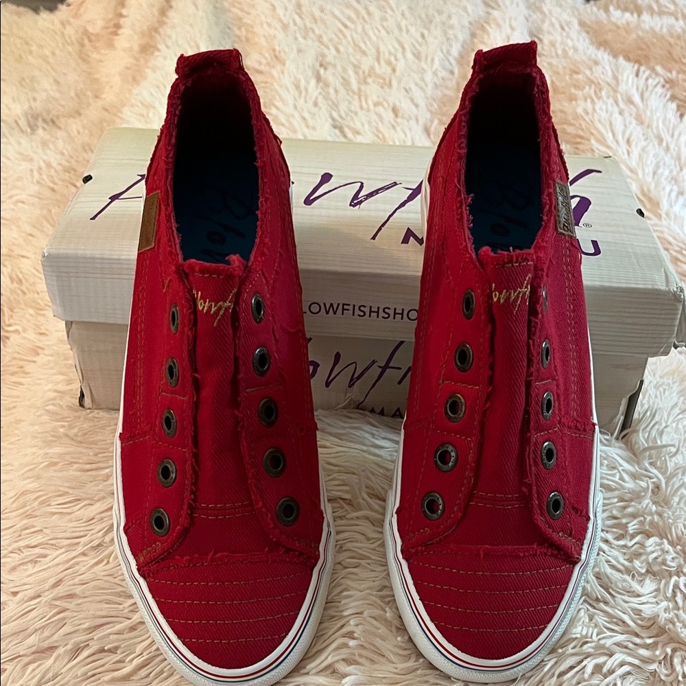 Blowfish Women's Red Slip-On Sneakers